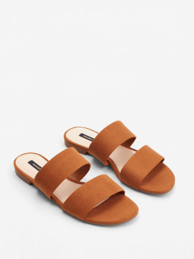2-strap sandals